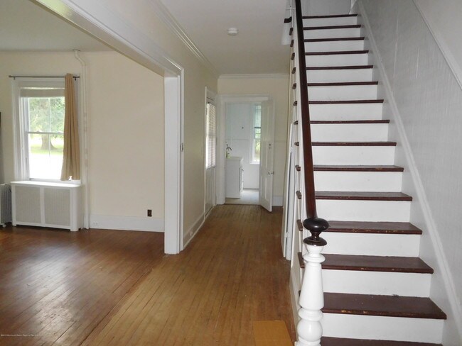 Building Photo - 108 Hartshorne Rd