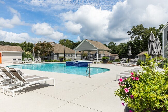 Building Photo - Northwood Apartment Homes