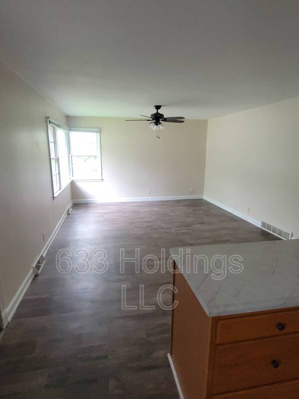 Foto del edificio - 410 Kutz Ln