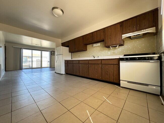 Foto del edificio - 1677 Harbor Ave