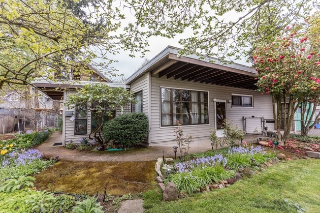 Foto del edificio - 3 bed/2 bath house in Oak Grove/Milwaukie- Available Now !