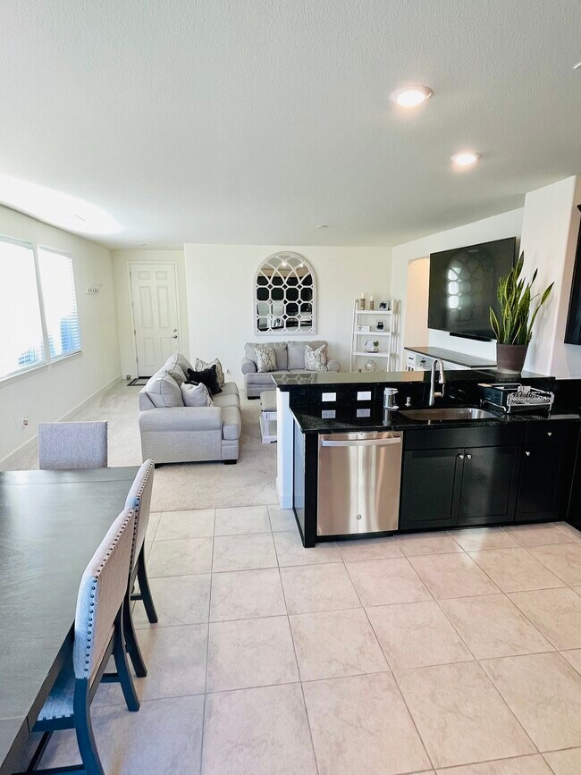 Building Photo - 6924 White River Wy