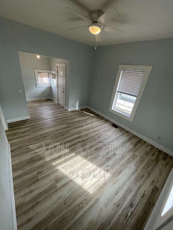 Foto del edificio - 610 S Gallatin St