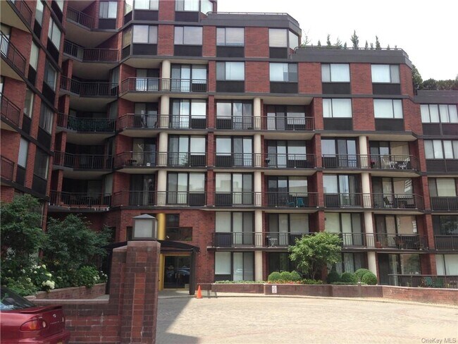 Foto del edificio - 50 E Hartsdale Ave