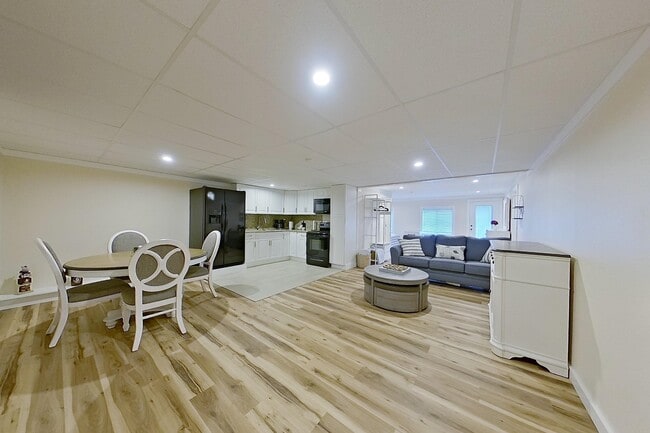 Building Photo - 1345 Airport Dr