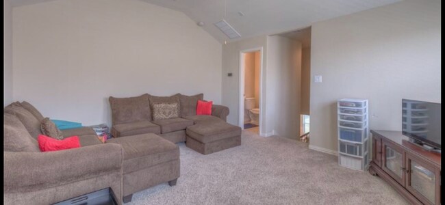 Foto del edificio - 17947 Tall Chestnut St