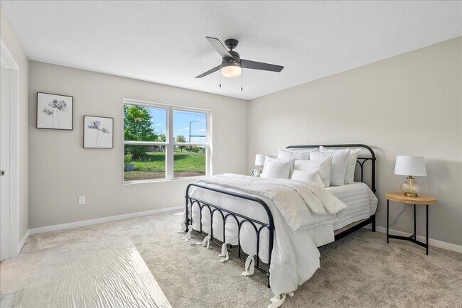 Foto del edificio - 4328 Spruce Creek Dr