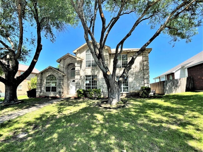 Building Photo - 837 Twin Creek Dr