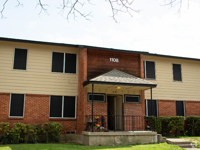 Apartments For Rent Near Illinois Dallas Tx Apartments Com