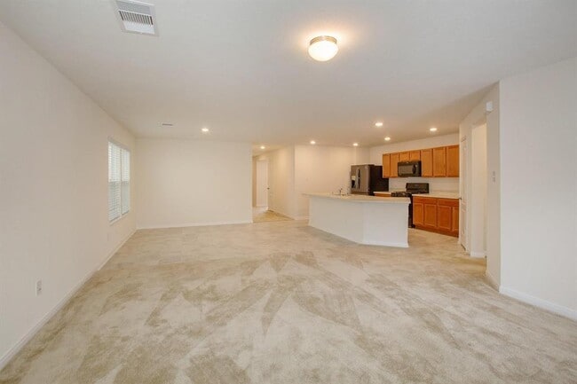 Building Photo - 6855 Knl Spg Wy
