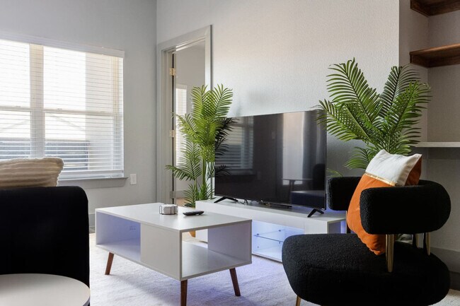 Foto del edificio - 3930 Westcliff Rd