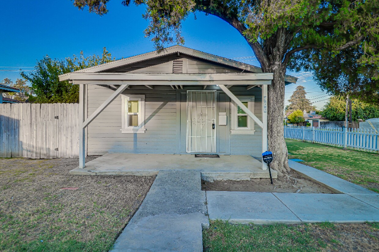 Foto principal - Cute & Cozy 2 Bedroom Home in Oleander Nei...