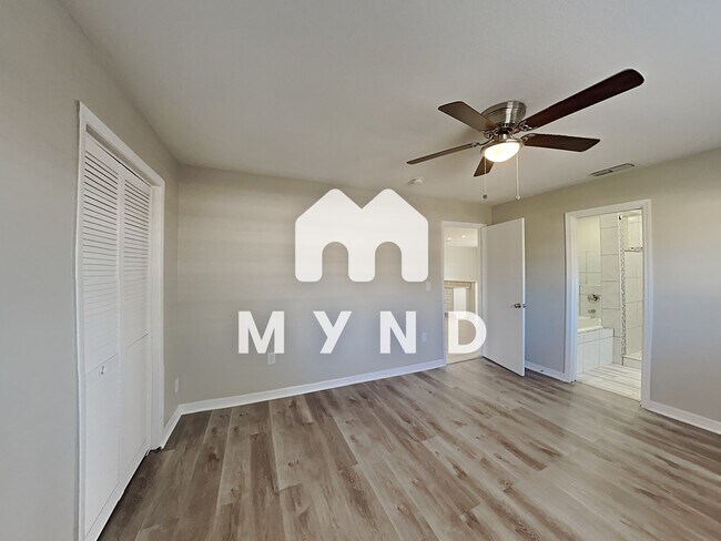 Building Photo - 13366 Banyan Rd