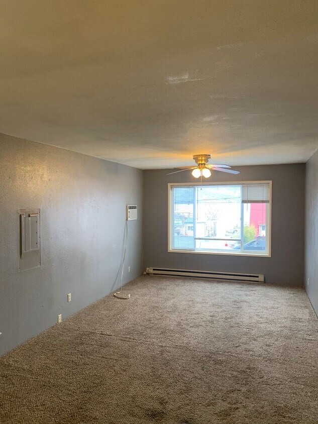 Foto del edificio - 1217 W Woodin Ave
