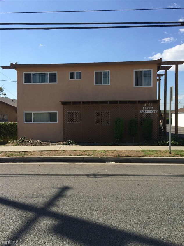 Primary Photo - 4051 La Rica Ave