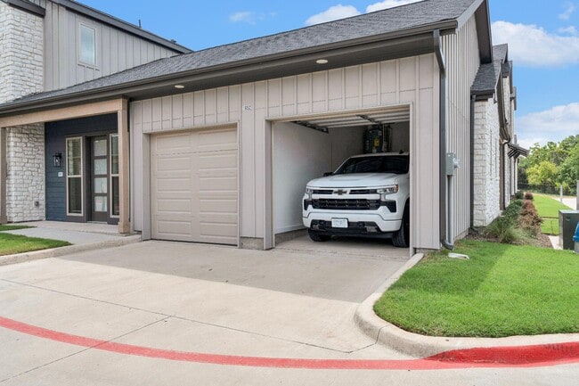 Building Photo - 1600 Firewheel Pkwy