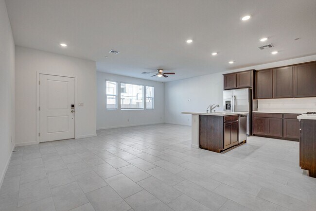 Building Photo - New 2-Story Home with Modern Features in a Desirable Community