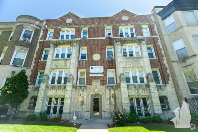 Building Photo - 4735 N Beacon St