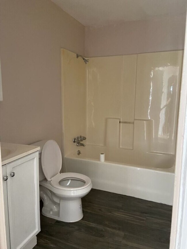 Foto del edificio - 1 bedroom home for lease in Poplar Bluff