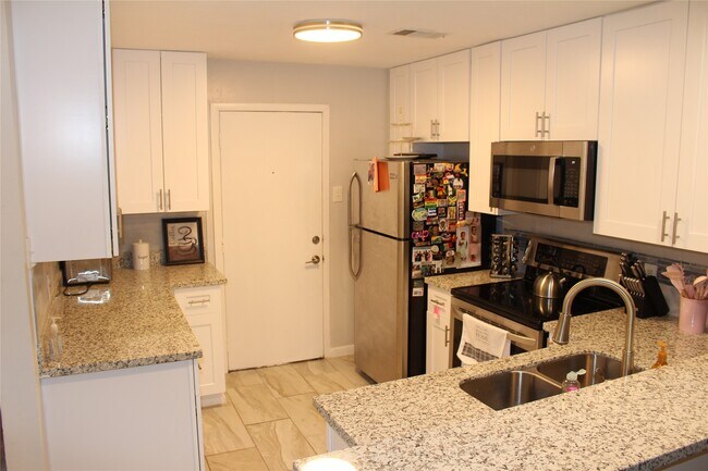 Foto del edificio - 2614 Cleburne St