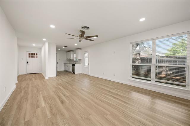 Building Photo - 840 Edgehill Dr
