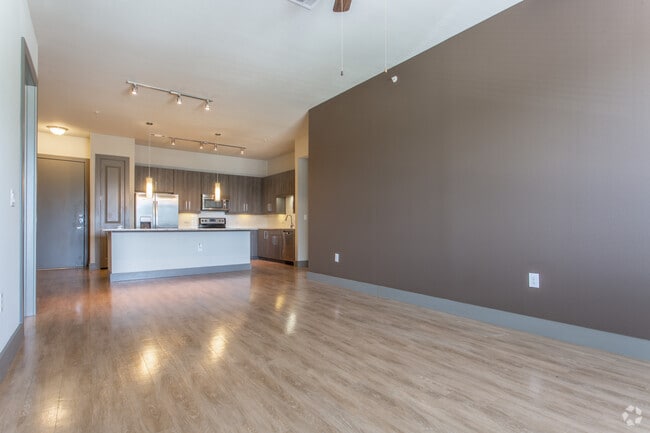 2 BR, 2 BA - 1252 SF - THE ABBEY AT NORTHPOINT