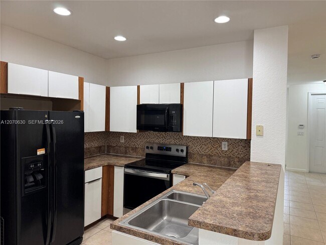 Foto del edificio - 14043 SW 272nd St