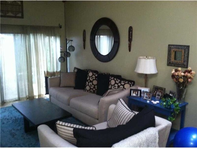 Foto del edificio - 8002 SW 21st Pl