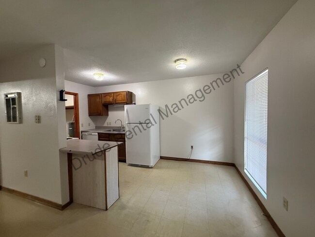Foto del edificio - 13368 Berry Bowl Rd