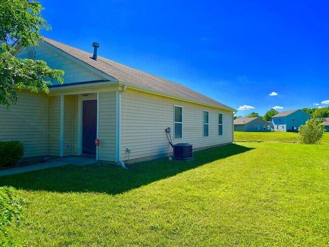 Foto del edificio - Great 3 Bedroom 2 Bathroom Ranch Style Hom...