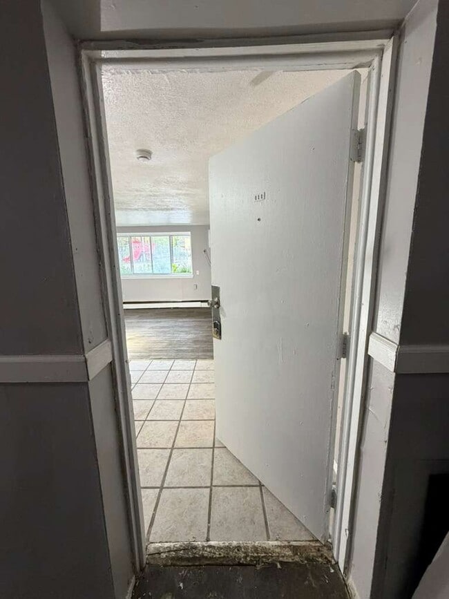 Foto del edificio - 13540 Superior Rd