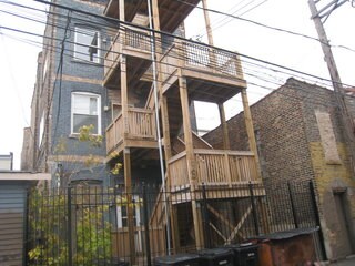 Building Photo - 2815 W Cermak Rd