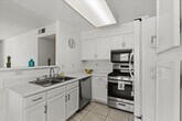 Foto principal - Charming 2 Bedroom Condo Located on 2nd floor