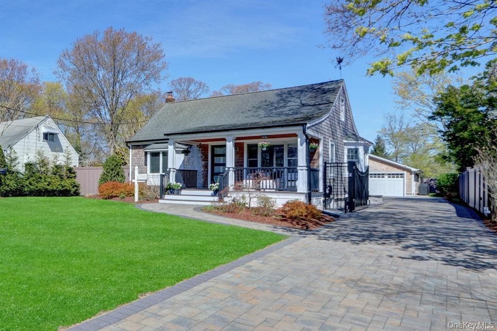 Primary Photo - 279 Fairview Ave