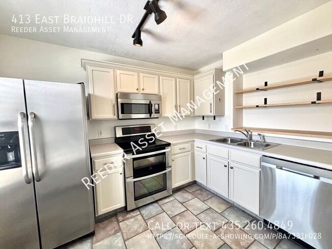 Building Photo - 413 Braidhill Dr