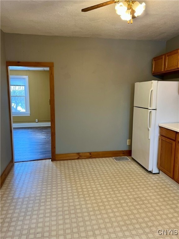 Building Photo - 1962 Middle Rd