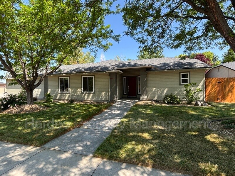 Foto principal - 2322 E Mugo St