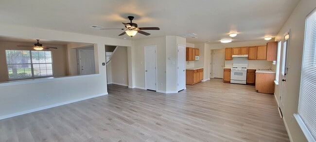 Building Photo - 116 Pheasant Trail