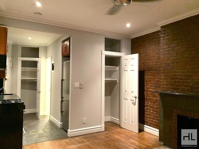 Foto del edificio - LEROY ST.