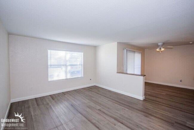 Foto del edificio - Beautiful & Inviting 3Bdm 2Ba Condo at Tuscan Villas