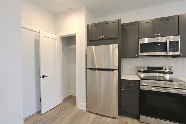 Interior Photo - The Allengrove