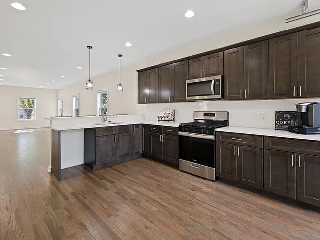 Photo - Great 4BR 3.5 Bath in Nashville House