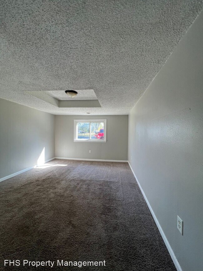 Building Photo - 3 br, 1 bath House - 2537 N Rural Ave