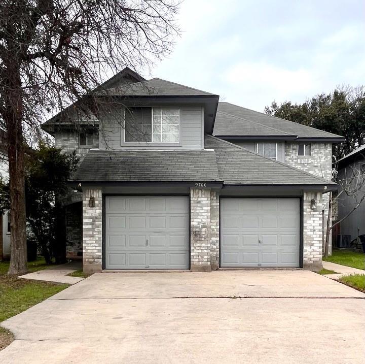 Foto principal - 9700 Nightjar Dr