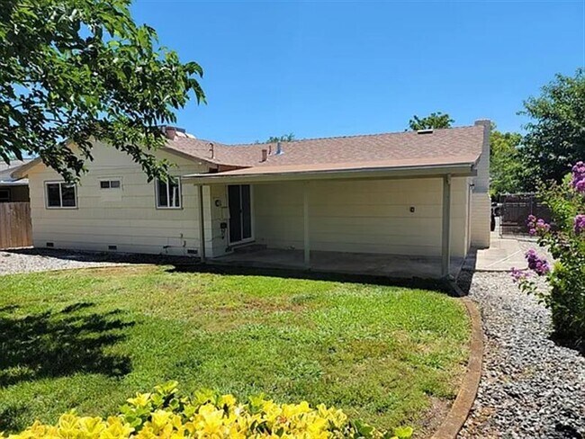 Building Photo - 2120 Venus Way