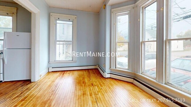 Foto del edificio - 232 Center St