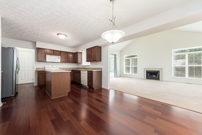 Building Photo - 3024 Abbey Knoll Dr