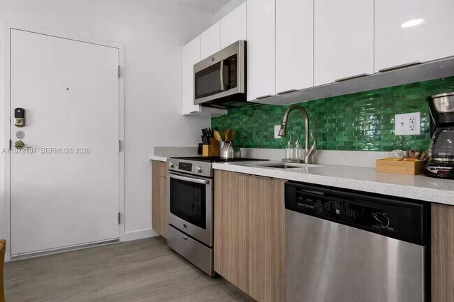 Foto del edificio - 136 NW 26th St