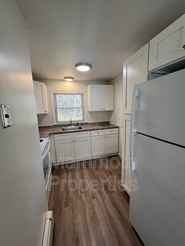 Building Photo - 66 Old Concord Turnpike