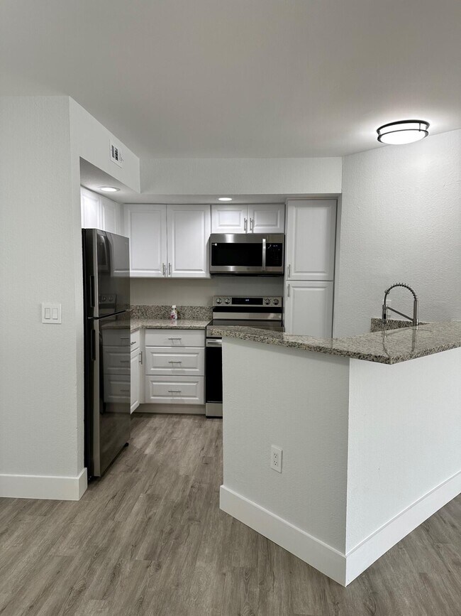 Building Photo - 1401 Village Blvd